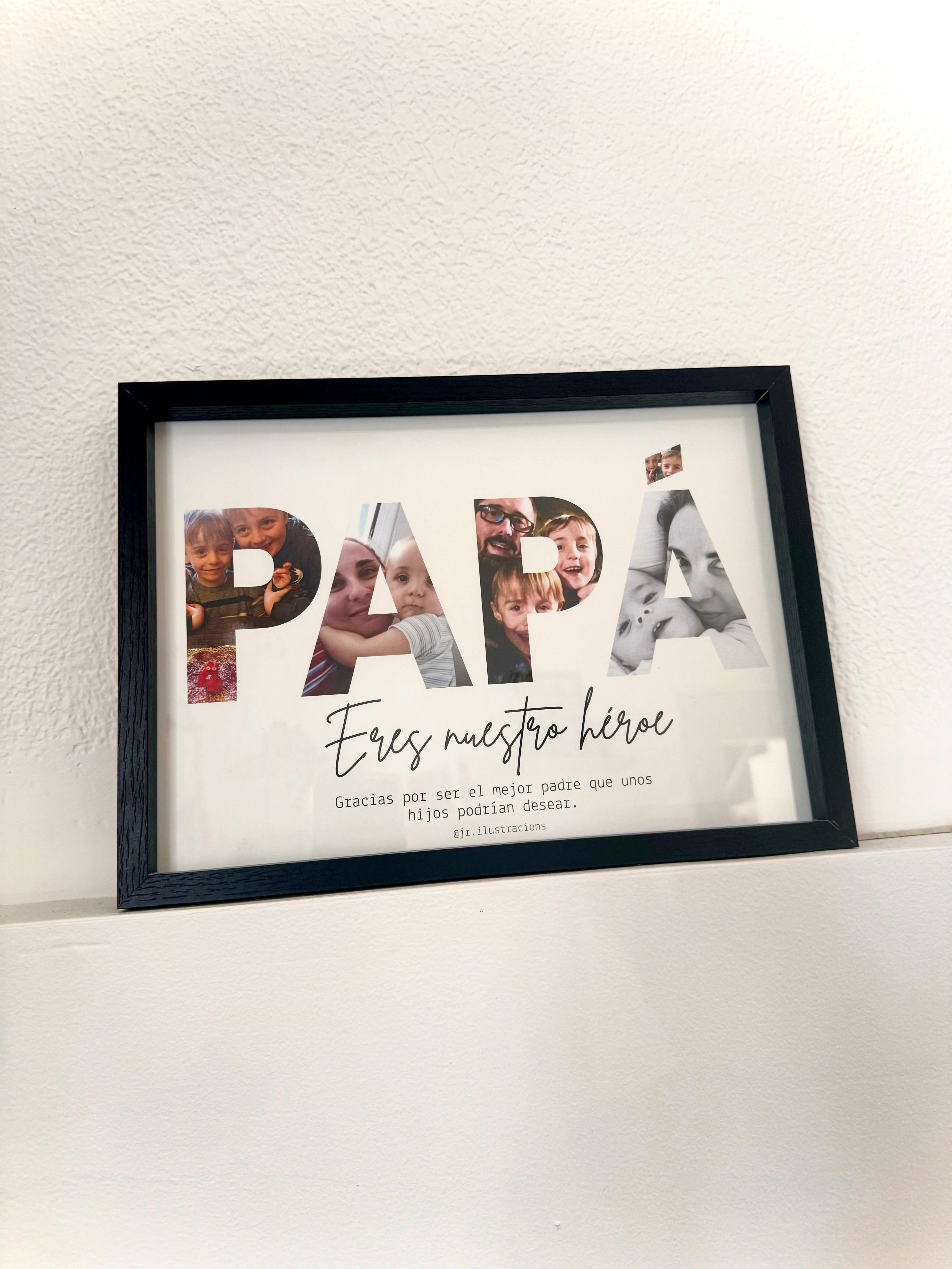 Cuadro moderno con la palabra papá rellena de recuerdos especiales y dedicatoria inferior.