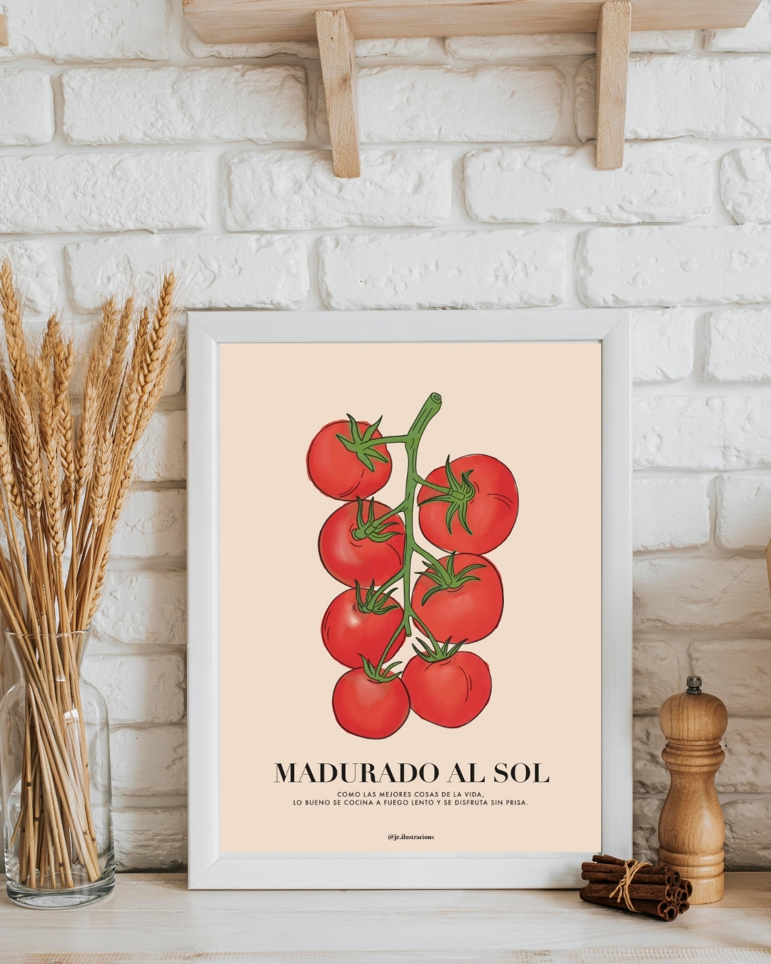Cuadro de tomates vintage para decoración de cocina rústica moderna con marco de madera natural de JR.Ilustracions.