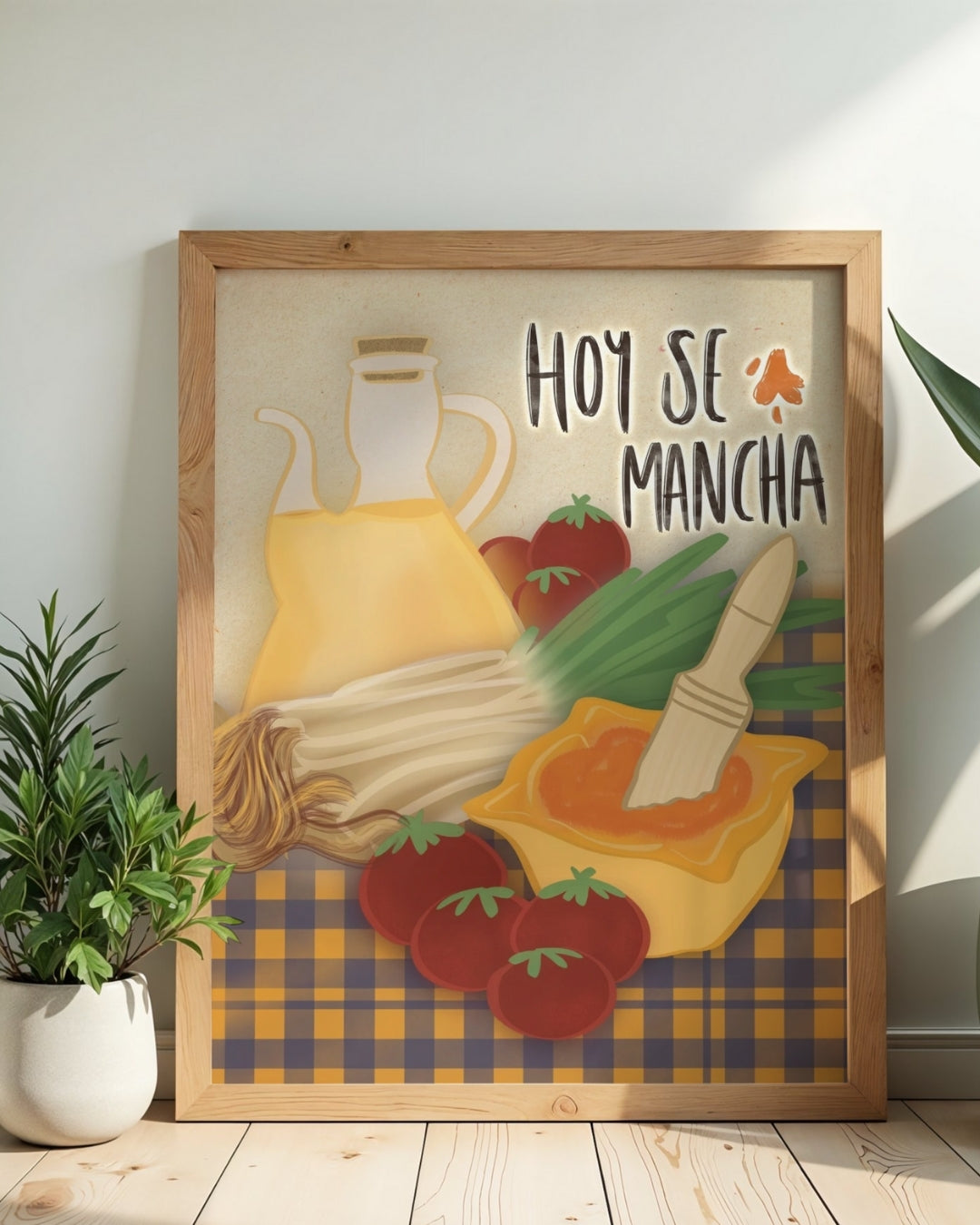 Lámina decorativa de cocina Hoy se mancha con marco de madera clara e ilustración rústica de aceitera y mortero.