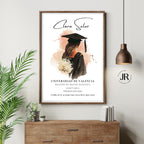 Póster de fin de carrera personalizado con ilustración de toga y birrete para decorar el hogar.